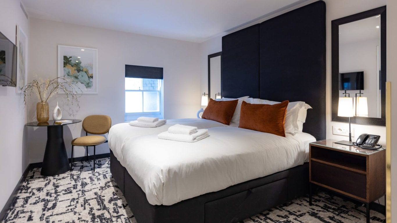 La Suite West -Accesible Room-078