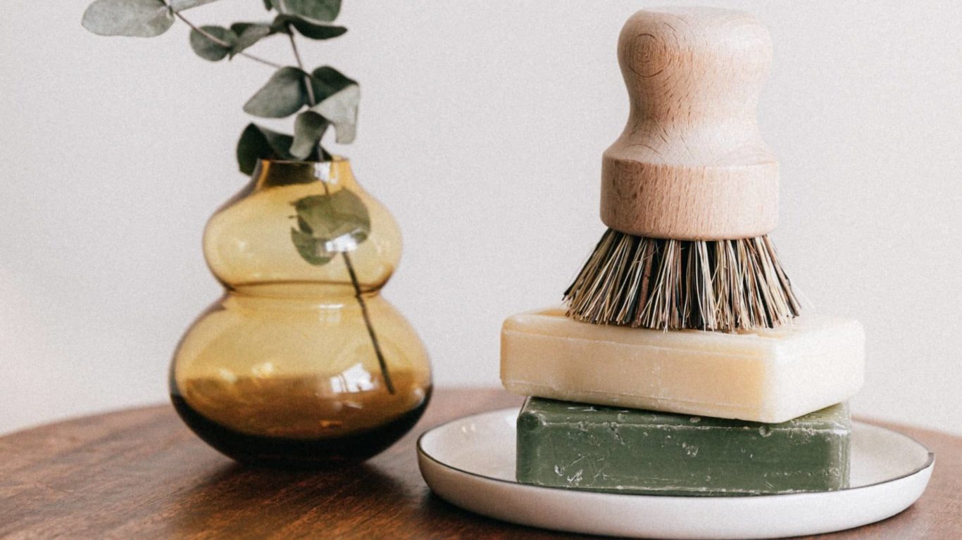 la-west-pexels-karolina-grabowska-4210370-2