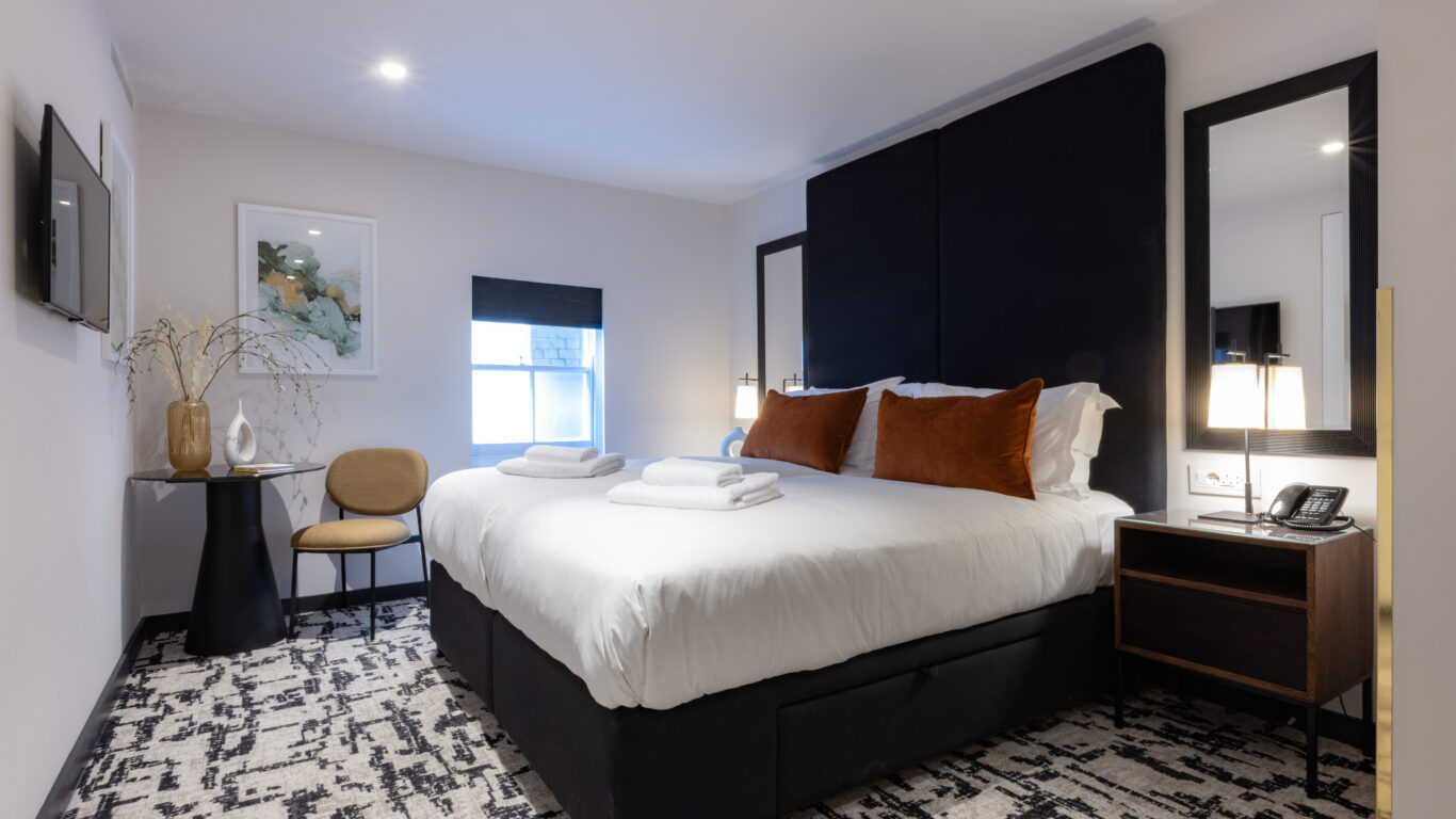 Accessible double and twin rooms