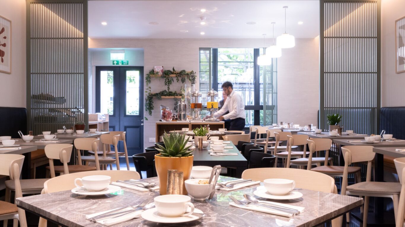 La Suite West -Terrace Restaurant -051 – 2560px